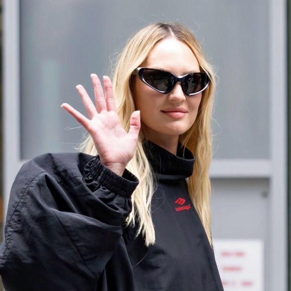 Authentic BALENCIAGA BB0202S/001 sunglasses. 🕶️
